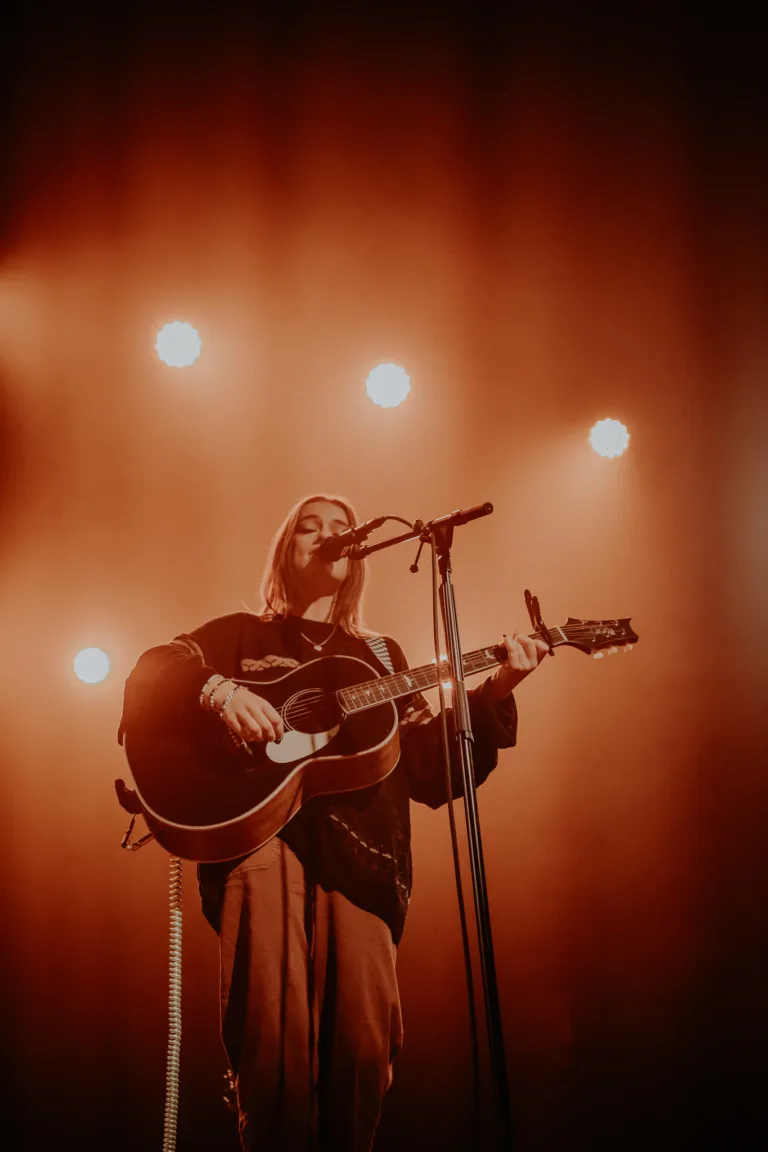 Dean Lewis