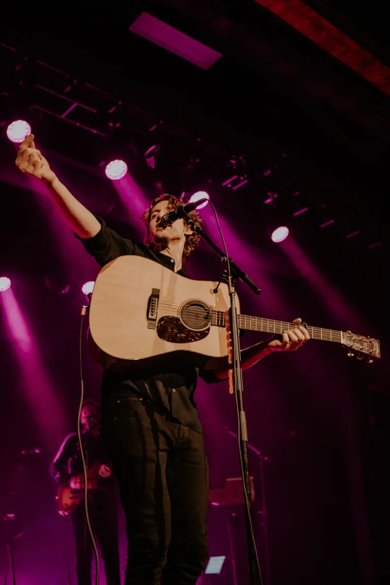 Dean Lewis