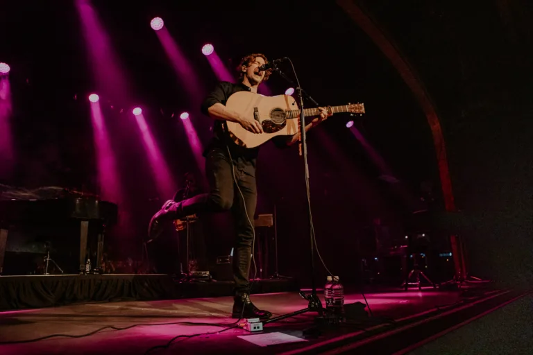 Dean Lewis