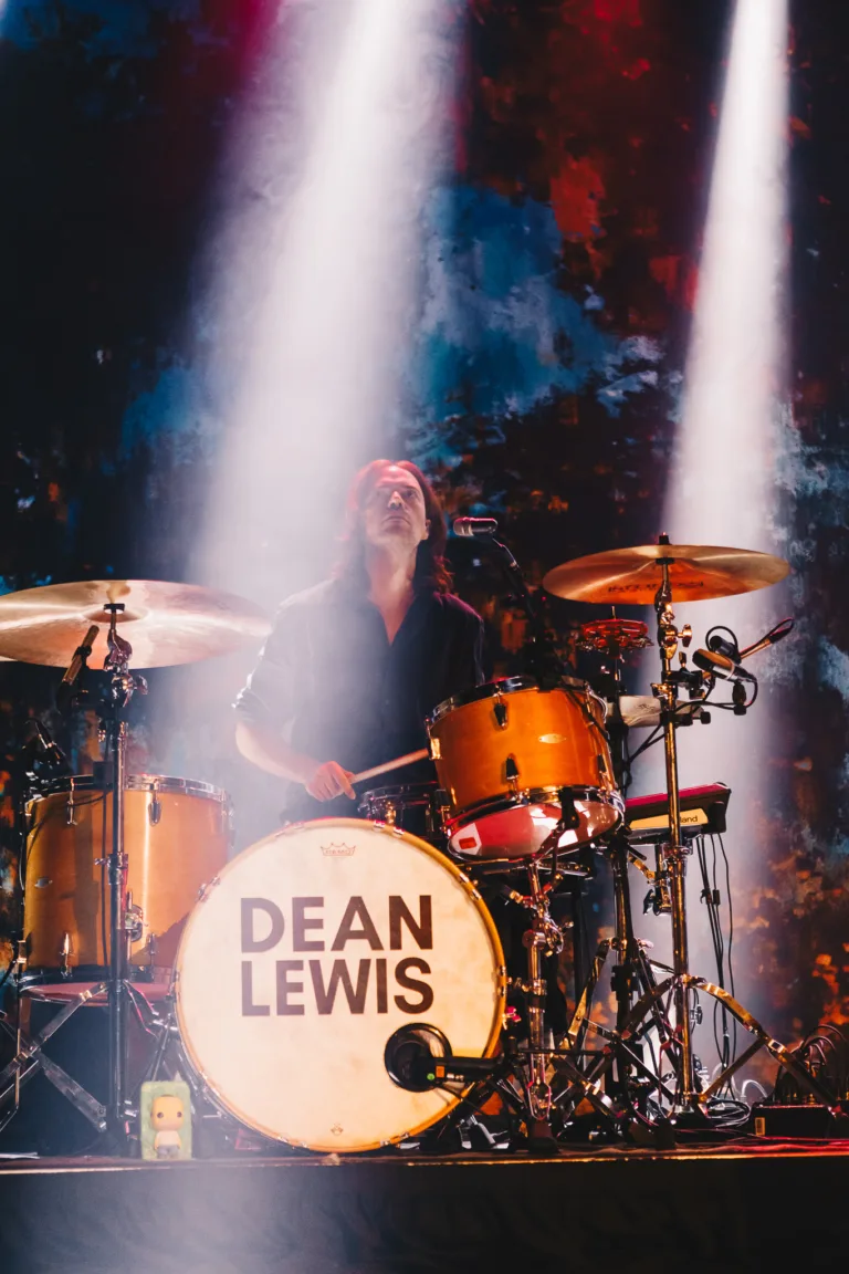 Dean Lewis