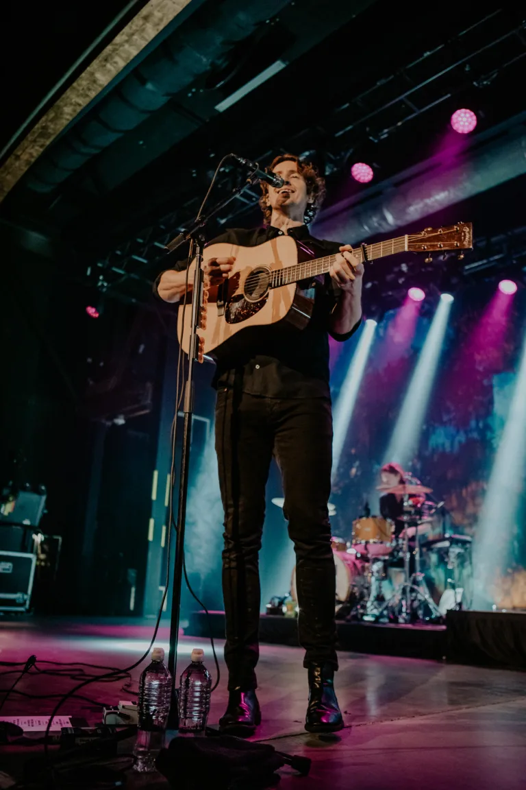 Dean Lewis