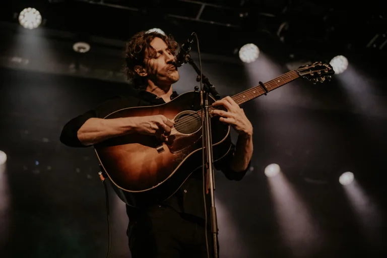 Dean Lewis