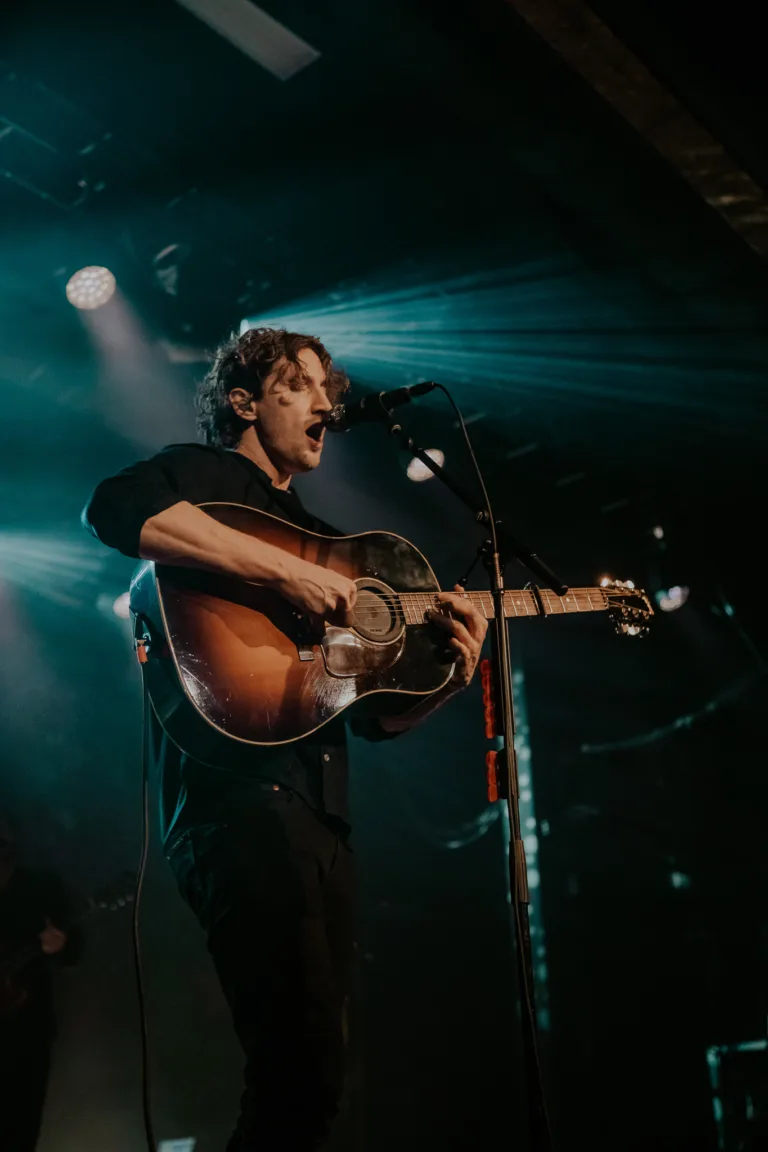 Dean Lewis