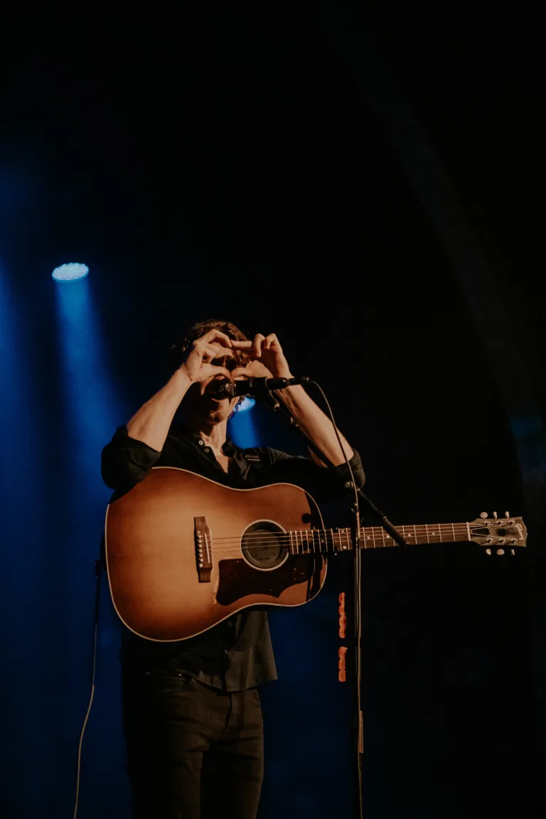 Dean Lewis