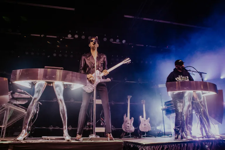 Chromeo