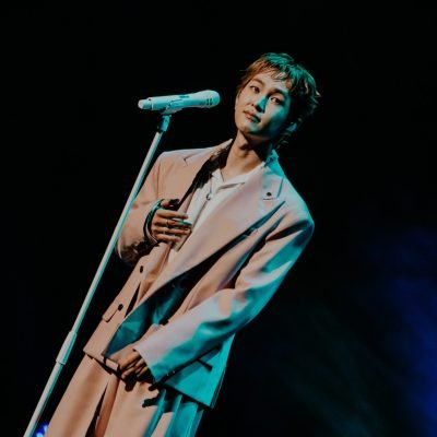 ONEW