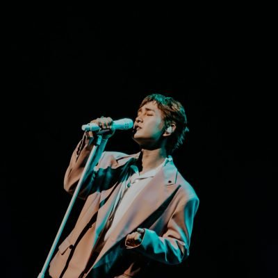 ONEW