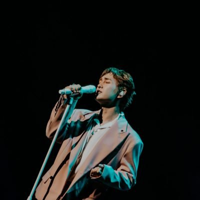 ONEW