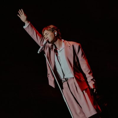 ONEW