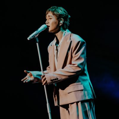 ONEW