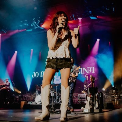 Jo Dee Messina