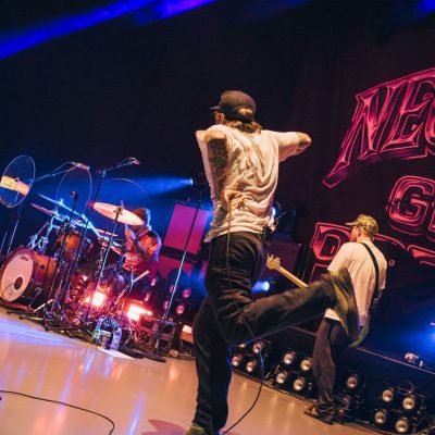 Neck Deep