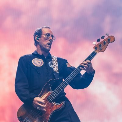 Weezer- Riot Fest 2025