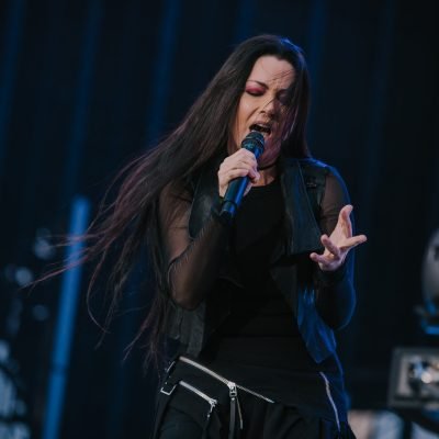 Evanescence- Sick New World