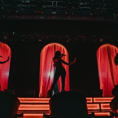 FLO
