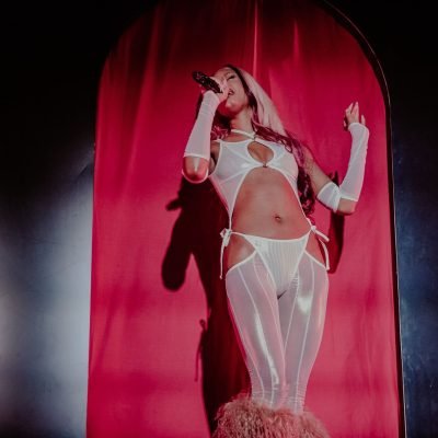 FLO
