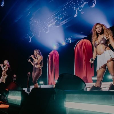 FLO