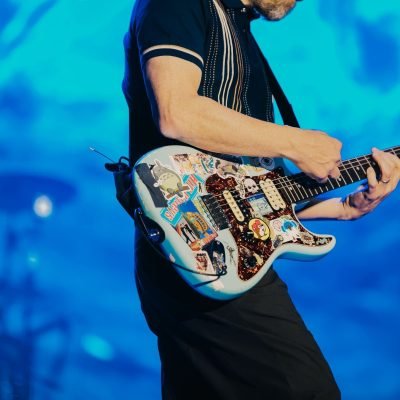 Weezer- WWWY 2025