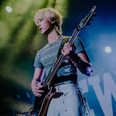 ONEWE
