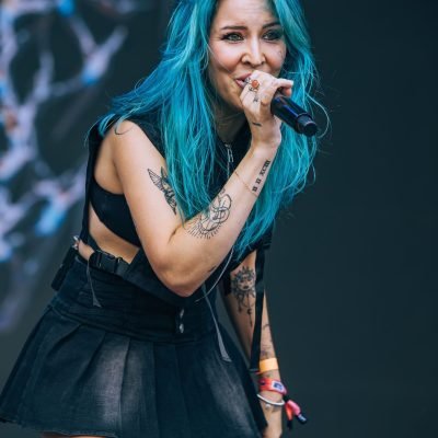 Charlotte Sands- All Your Friends Fest