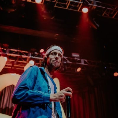 3OH!3