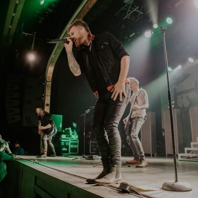 Hinder