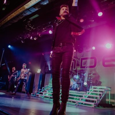 Hinder
