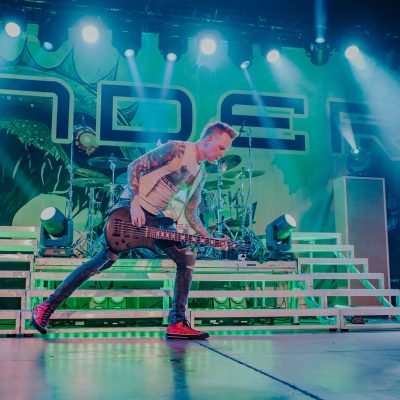 Hinder