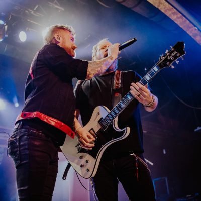 Hinder
