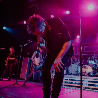 Hinder