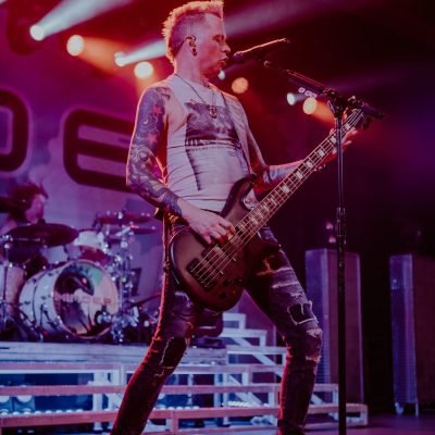 Hinder