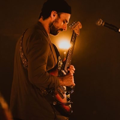 Mo Lowda & The Humble
