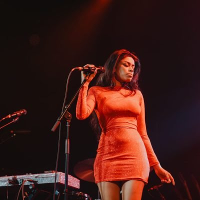 Debbii Dawson