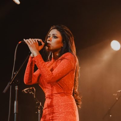 Debbii Dawson