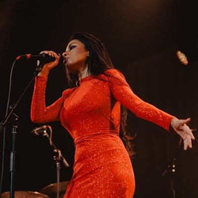 Debbii Dawson