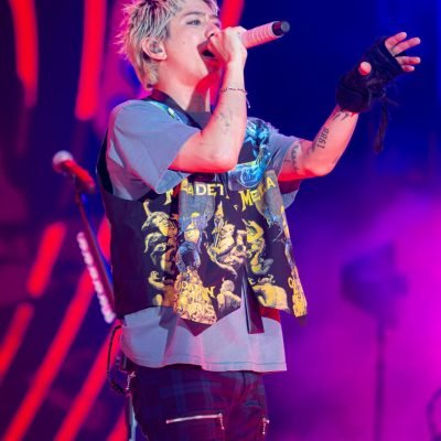 ONE OK ROCK