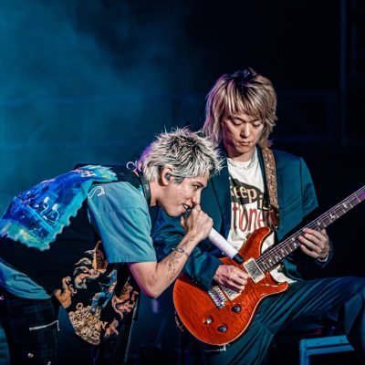 ONE OK ROCK