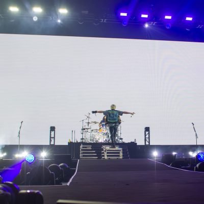 ONE OK ROCK