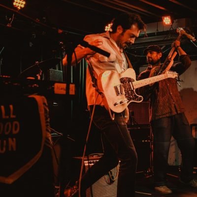 Mo Lowda & The Humble