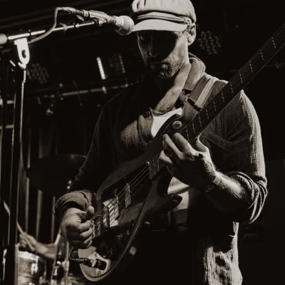 Mo Lowda & The Humble