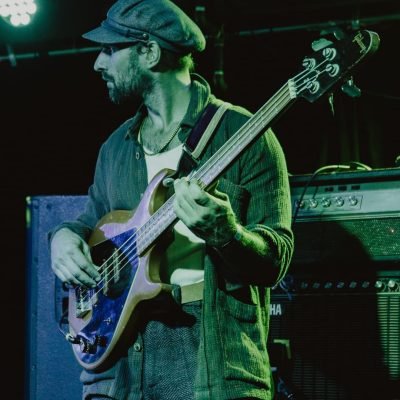 Mo Lowda & The Humble