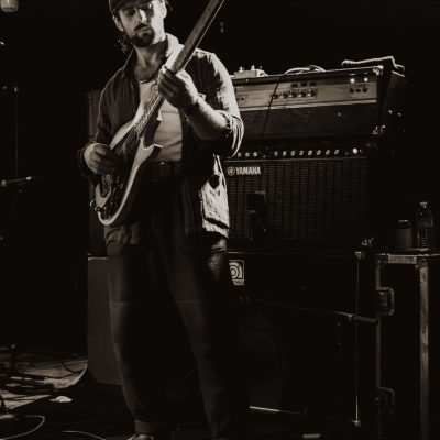 Mo Lowda & The Humble
