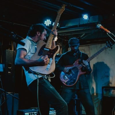 Mo Lowda & The Humble